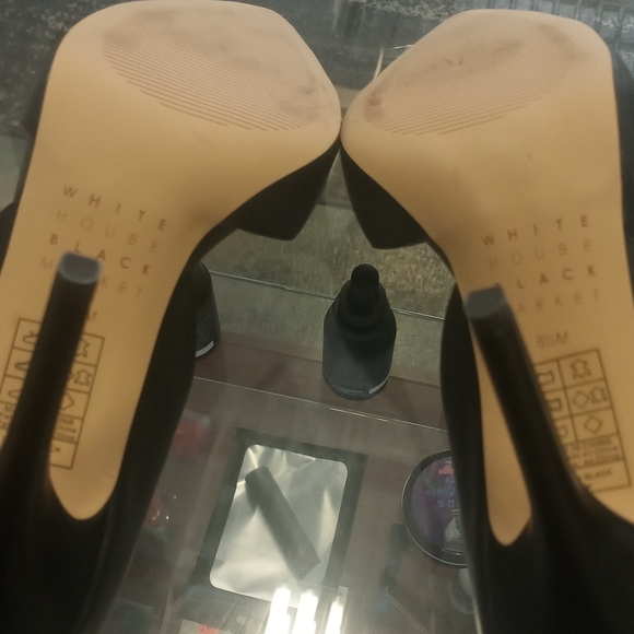 White House Black market heels - Picture 6 of 6